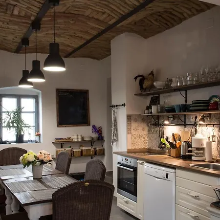 Ombak - Delfineshaz Apartment
